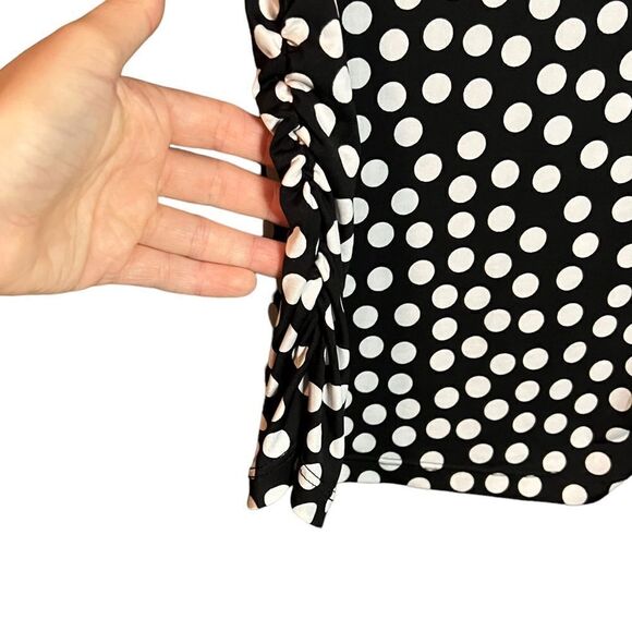 3 for $30! Suzy by Suzy Shier black and white tank - Picture 9 of 9